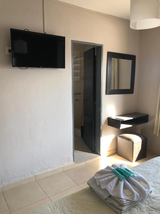 Castellnovo Hotel Villa Carlos Paz Extérieur photo
